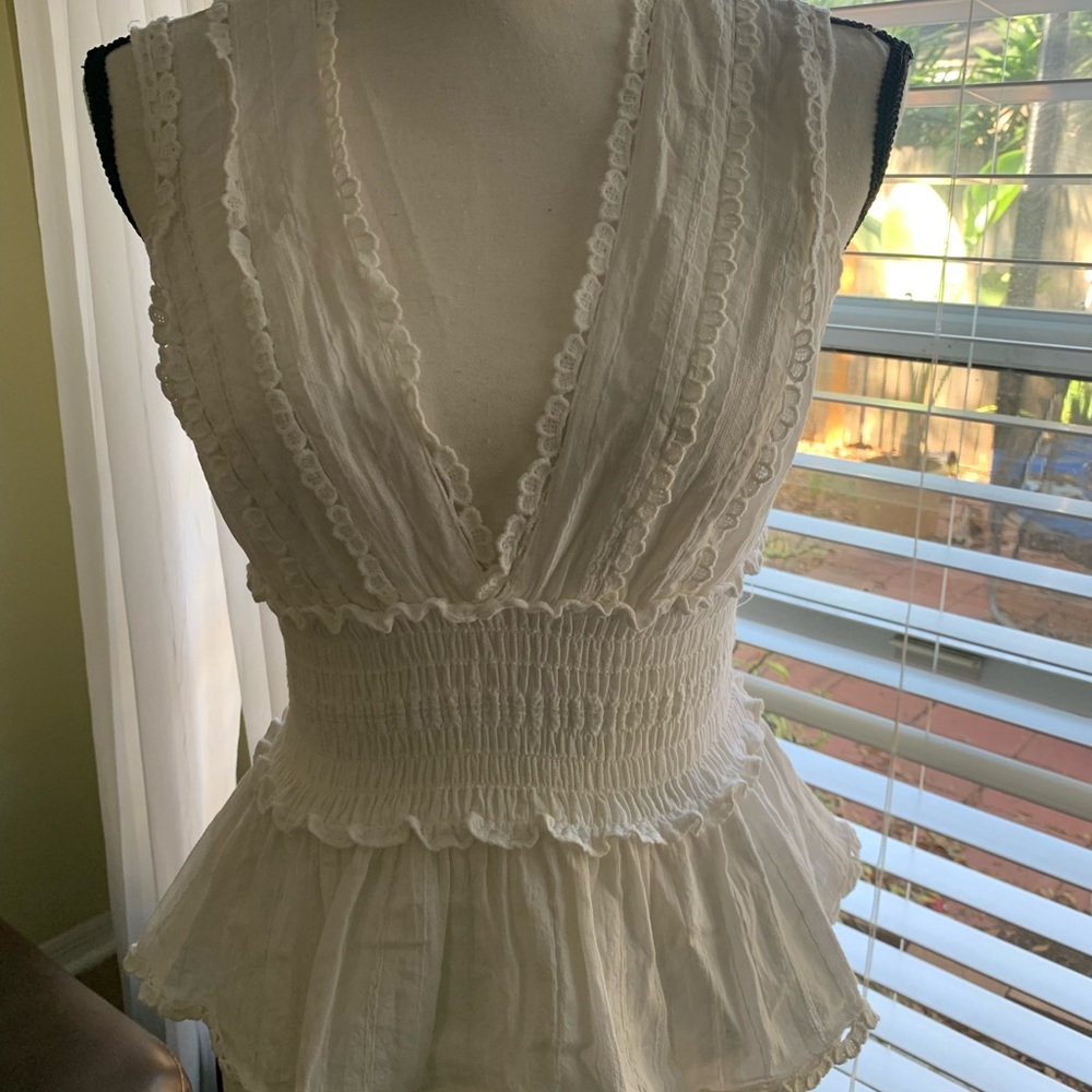 Chelsea & Violet White V-Neck Blouse Medium